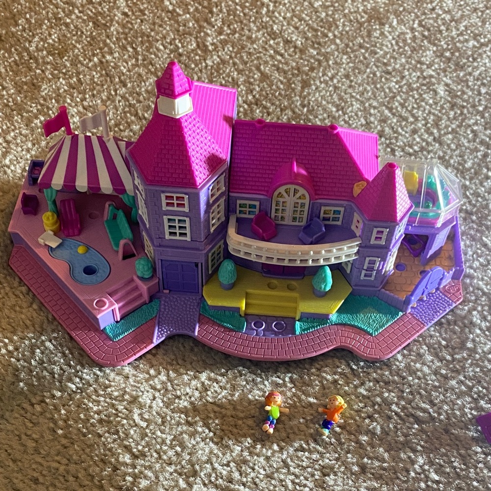 Polly pocket magical mansion' Purple & Pink Toy Play Mansion with Accessories